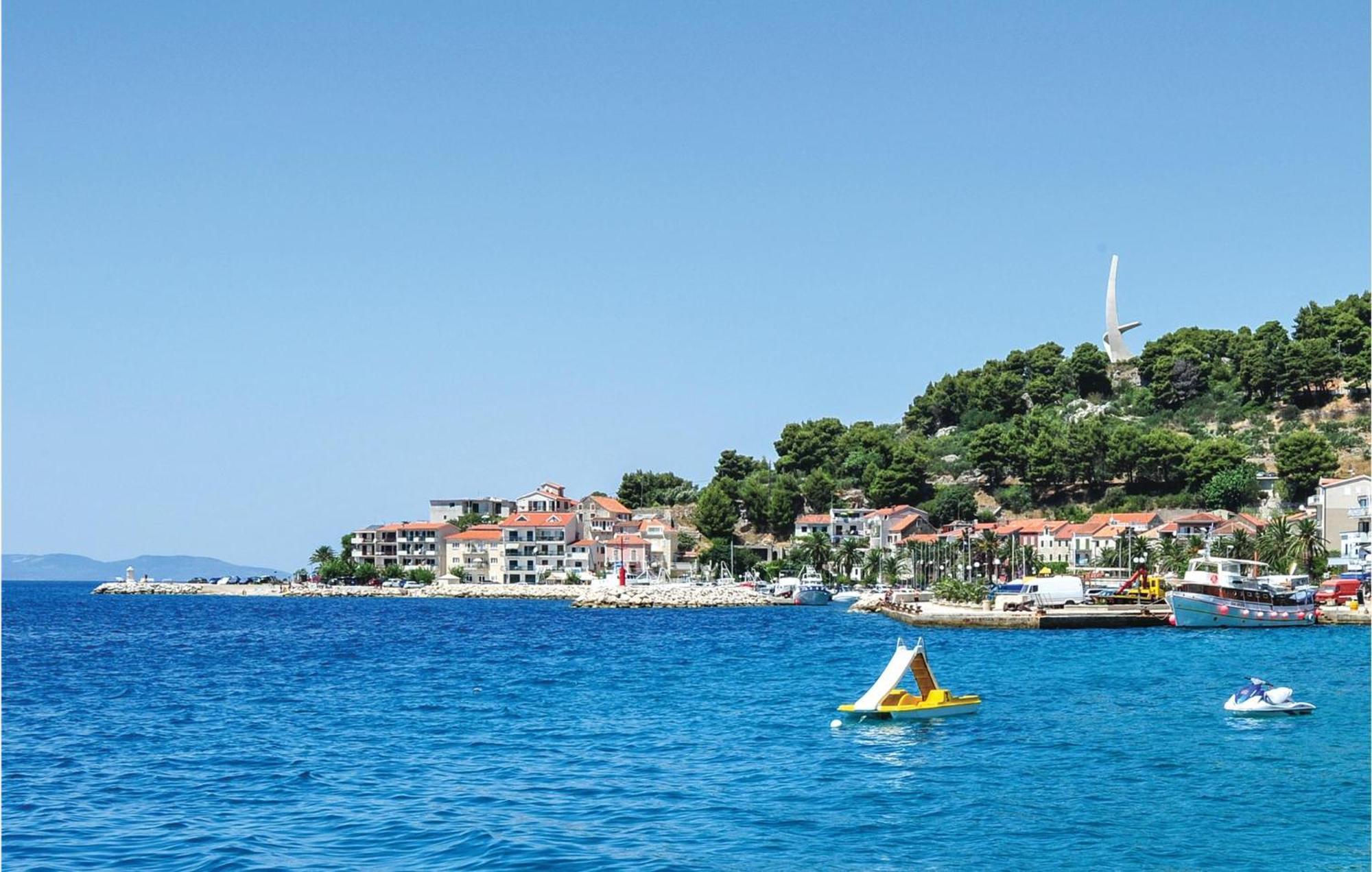 Awesome Home In Podgora With Kitchen 외부 사진